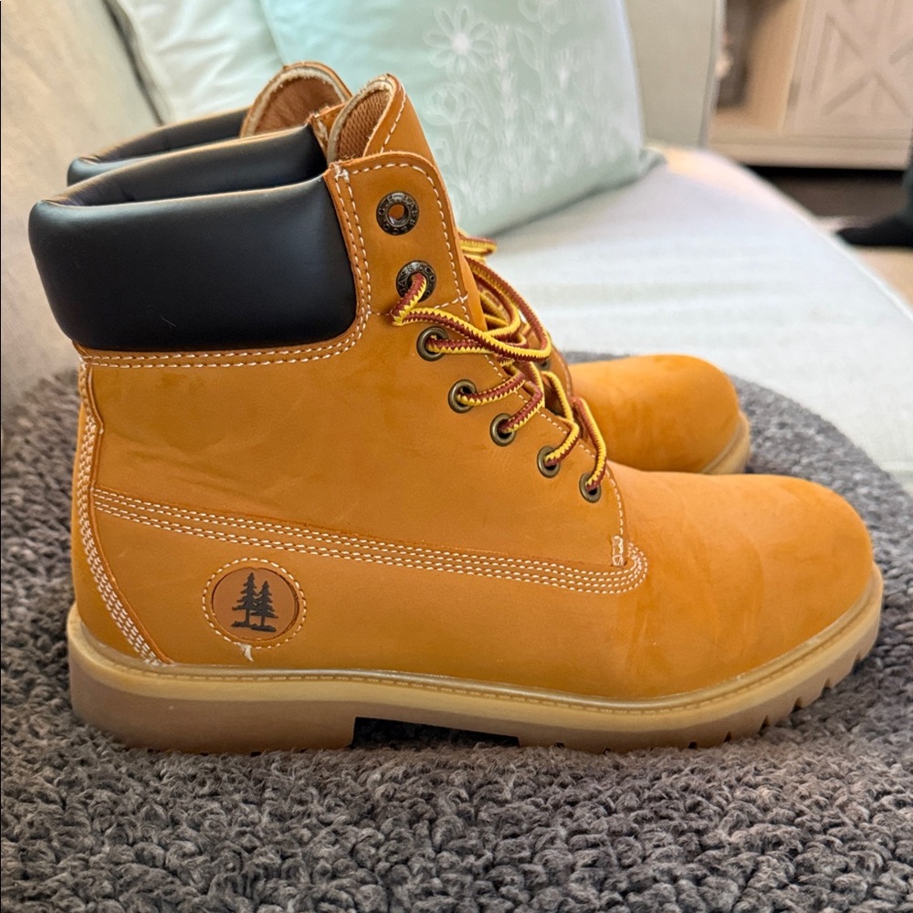 Men’s Workboots - Picture 2 of 5